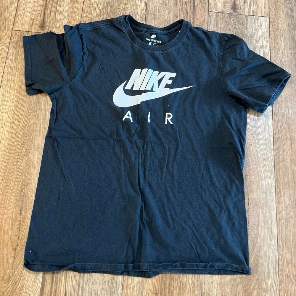 Nike Black Shirt Kids Large